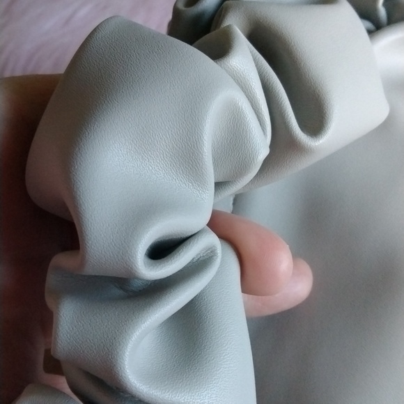 NEW! MINI BAG TOP HANDLE FAUX LEATHER GREY - Picture 3 of 5